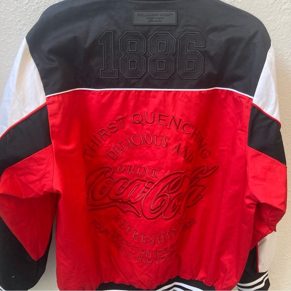Limited Edition and Rare Coca-Cola oversized Jacket - Picture 12 of 16